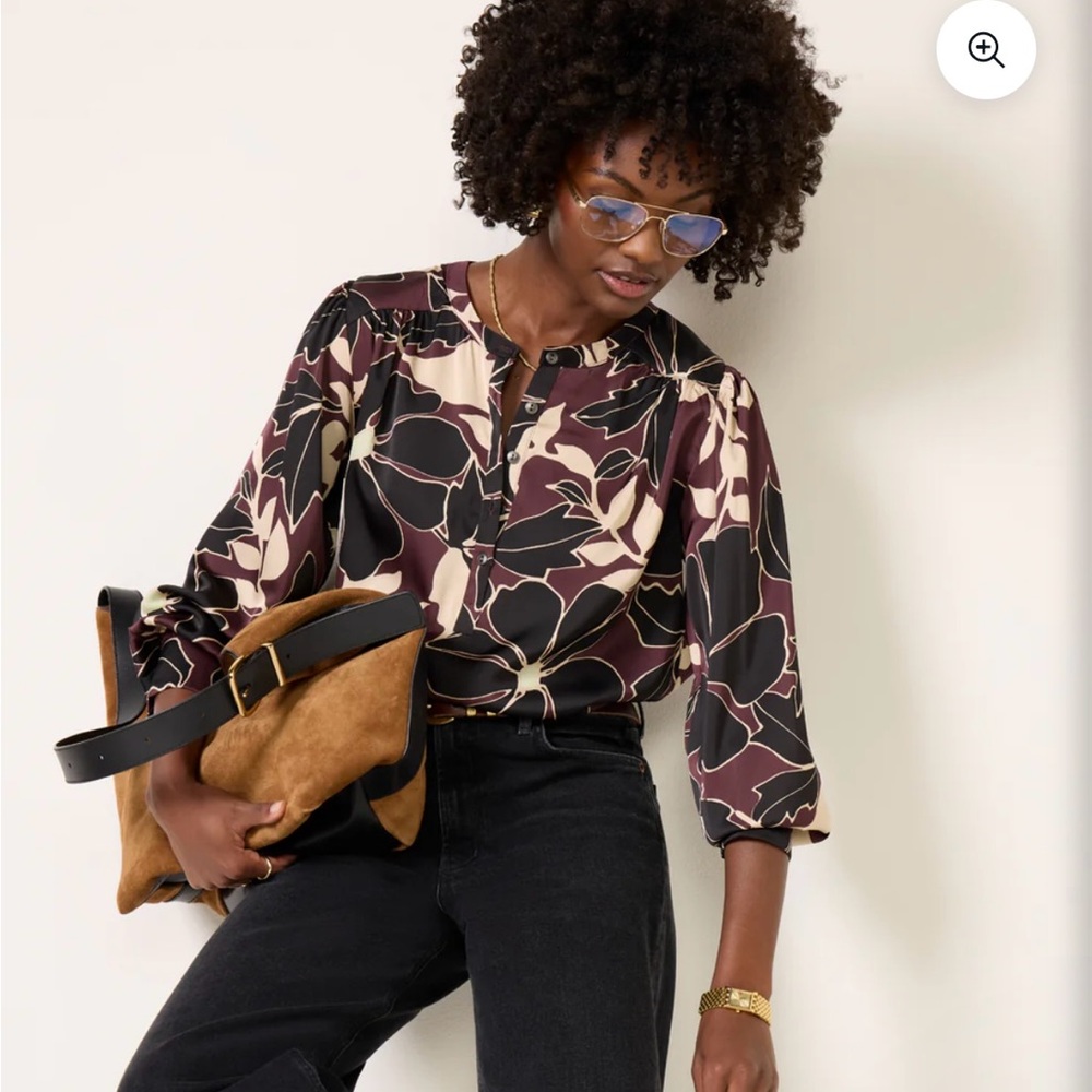 Evereve Satin Floral Top